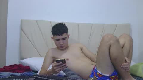 alejo_gray1 online show from December 16, 2025, 2:38 am