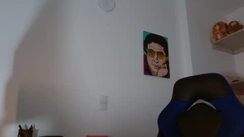 Snapshot of alejo_hot23 chatting on January 23, 2025, 3:05 am David online show from January 23, 2025, 3:05 am