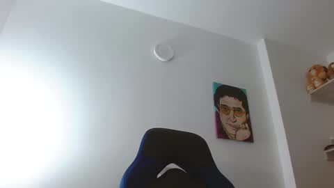 Snapshot of alejo_hot23 chatting on February 15, 2025, 2:47 am David online show from February 15, 2025, 2:47 am