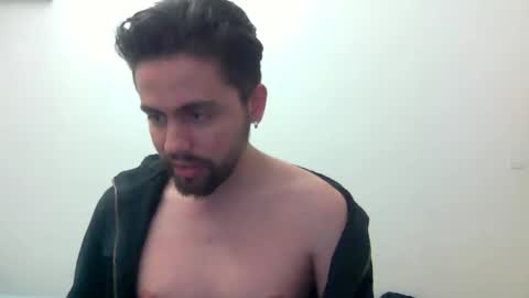 Snapshot of alejo_shy chatting on October 20, 2025, 2:56 am alejo_shy online show from October 20, 2025, 2:56 am