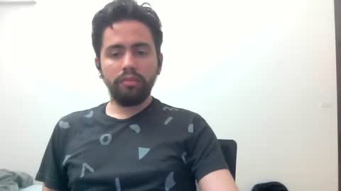 Snapshot of alejo_shy chatting on November 10, 2025, 12:31 am alejo_shy online show from November 10, 2025, 12:31 am