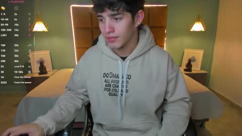 ALejoo Saenz online show from October 9, 2025, 2:53 am