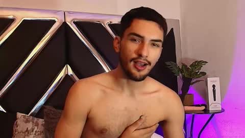 Alek online show from September 27, 2025, 10:15 pm