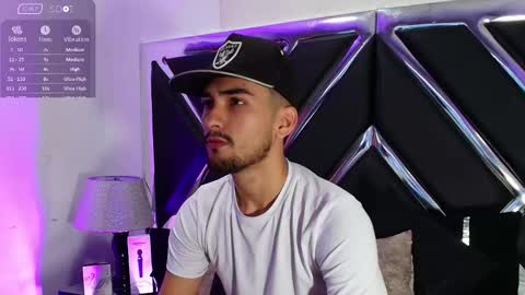 Alek online show from October 10, 2025, 12:53 am