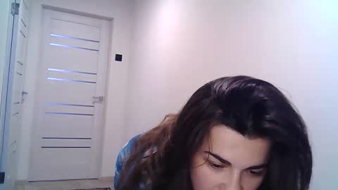 aleksafalii online show from January 8, 2026, 10:39 am