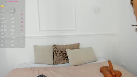 Aleksandra  online show from December 18, 2024, 12:07 pm