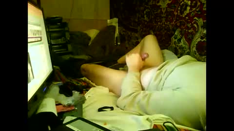 Snapshot of alekss4 chatting on January 15, 2025, 11:21 am alekss4 online show from January 15, 2025, 11:21 am