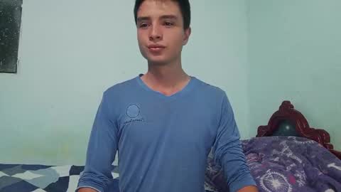 Alejandro online show from January 3, 2025, 2:10 am