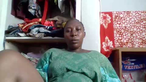 Noreen Kennth and Emilly online show from November 1, 2025, 6:43 pm