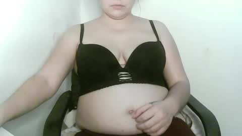 Alesia online show from February 1, 2026, 9:02 pm