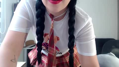 Snapshot of aleska_bell69 chatting on October 22, 2025, 2:17 pm Aleska online show from October 22, 2025, 2:17 pm