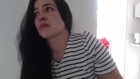 Snapshot of aleska_bell69 chatting on November 19, 2025, 4:07 pm Aleska online show from November 19, 2025, 4:07 pm