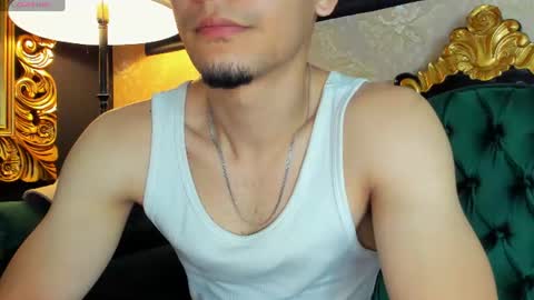Snapshot of aless_king chatting on June 14, 2026, 12:19 am Alessandro King online show from June 14, 2026, 12:19 am