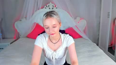 alessakiss online show from June 28, 2026, 9:15 am
