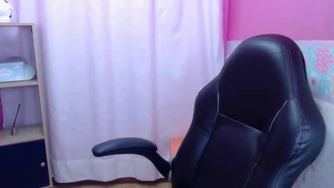 Snapshot of alessandra_ray chatting on December 28, 2024, 7:01 pm IM ALESSANDRA online show from December 28, 2024, 7:01 pm