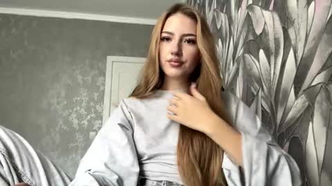 Betty online show from November 18, 2025, 9:03 am