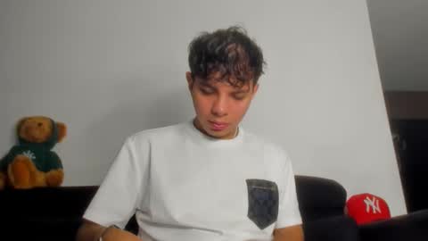 Alessandro online show from February 27, 2026, 6:13 am