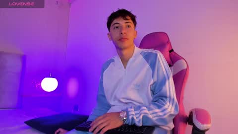 Alessandro Dybala online show from December 23, 2024, 12:19 pm