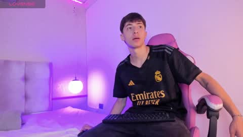Alessandro Dybala online show from December 28, 2024, 11:52 am
