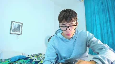 Alessandro Dybala online show from April 8, 2026, 12:16 pm