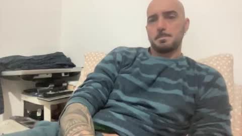 alessandromori91 online show from January 10, 2026, 8:43 pm