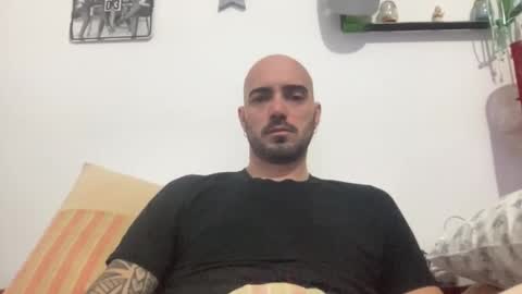 alessandromori91 online show from February 23, 2026, 8:39 pm