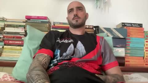 alessandromori91 online show from April 20, 2026, 3:37 pm