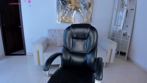 ALESSA ROMERO  online show from March 20, 2026, 7:08 pm