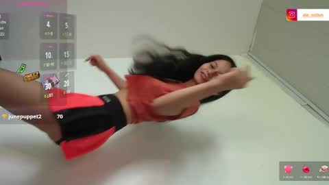 Snapshot of alessia_santorinni chatting on May 14, 2026, 7:31 pm alessia_santorinni online show from May 14, 2026, 7:31 pm