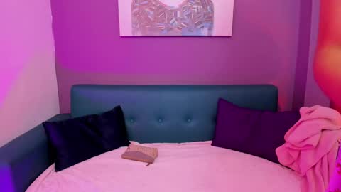 Snapshot of alessiia__ chatting on November 13, 2025, 3:16 am alessiia__ online show from November 13, 2025, 3:16 am