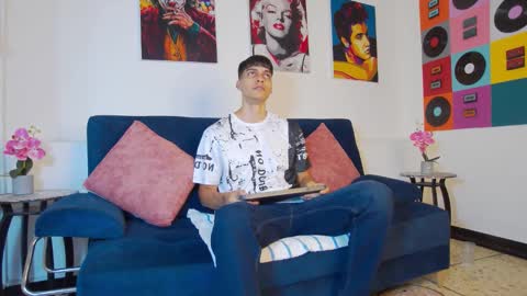 Alessio online show from November 18, 2025, 12:09 pm