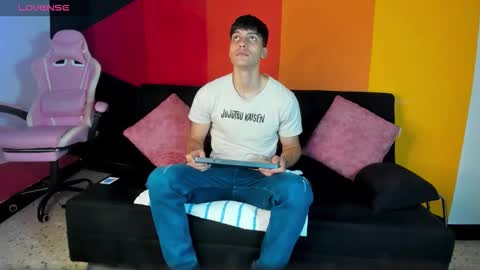 Alessio online show from December 2, 2025, 11:59 am