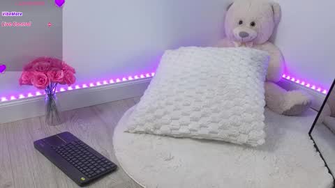 Snapshot of alessyaaa chatting on March 11, 2026, 12:11 pm Ale online show from March 11, 2026, 12:11 pm