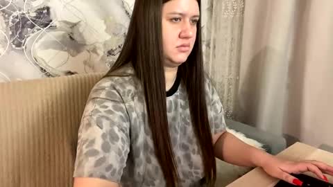 Aletta Oushen online show from January 18, 2025, 2:55 pm