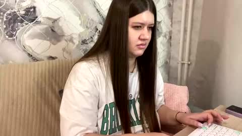 Aletta Oushen online show from February 17, 2025, 2:48 pm