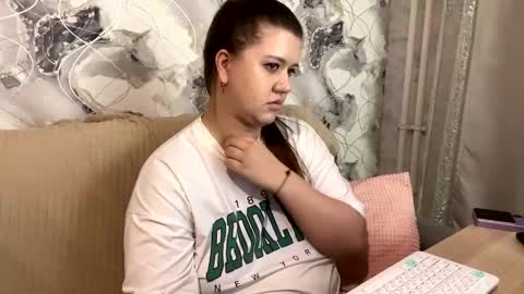 Aletta Oushen online show from February 20, 2025, 12:25 pm