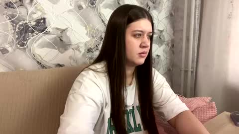 Aletta Oushen online show from March 4, 2025, 11:08 am