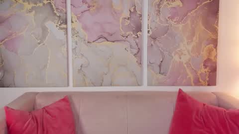 alettablacck online show from October 2, 2025, 1:23 am