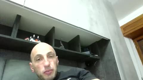 alex120475 online show from February 12, 2026, 10:38 pm