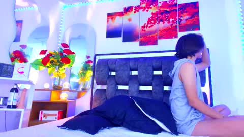 sneider online show from September 28, 2025, 9:09 pm