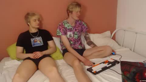 Alex  miller  and Oliver sweet  online show from May 10, 2026, 2:17 am