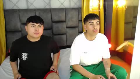 mike y alex online show from November 13, 2025, 8:19 pm