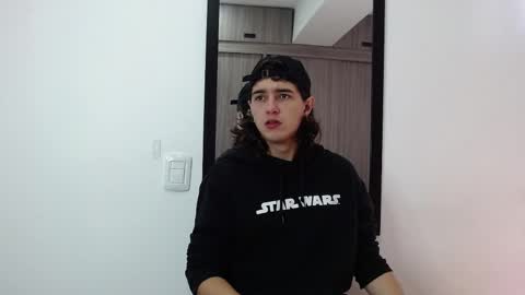 alex_connorr online show from February 11, 2025, 2:57 pm