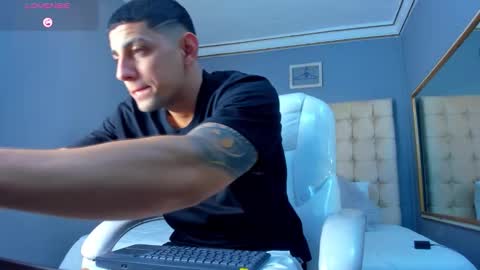 Snapshot of alex_cute77 chatting on September 19, 2025, 12:06 pm alex online show from September 19, 2025, 12:06 pm