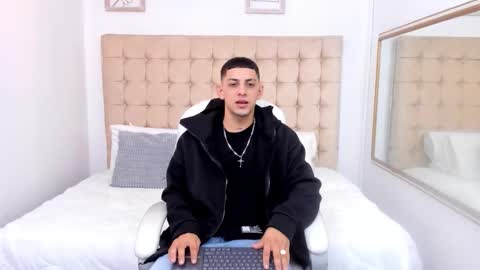 alex online show from December 19, 2025, 12:12 pm