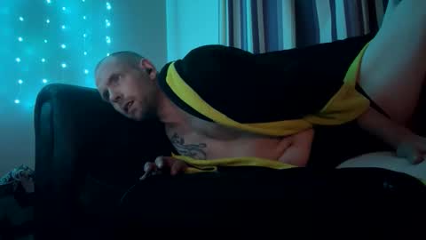 Snapshot of alex_essex69 chatting on September 24, 2025, 2:04 am alex_essex69 online show from September 24, 2025, 2:04 am