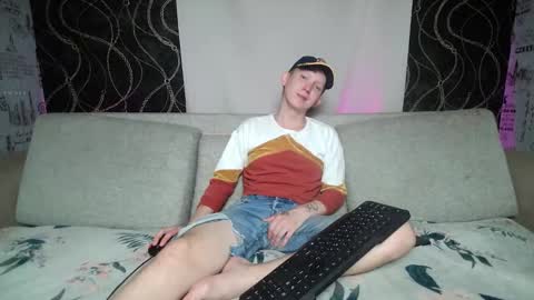 Alex online show from September 24, 2025, 6:11 pm