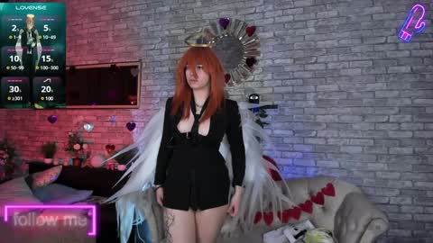 alex_howell online show from February 3, 2025, 8:35 pm