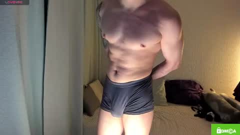 Snapshot of alex_milson chatting on July 10, 2026, 7:49 pm alex_milson online show from July 10, 2026, 7:49 pm