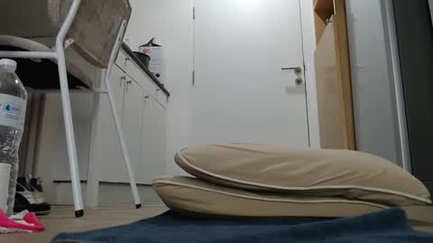 Nicha online show from September 28, 2025, 5:46 am